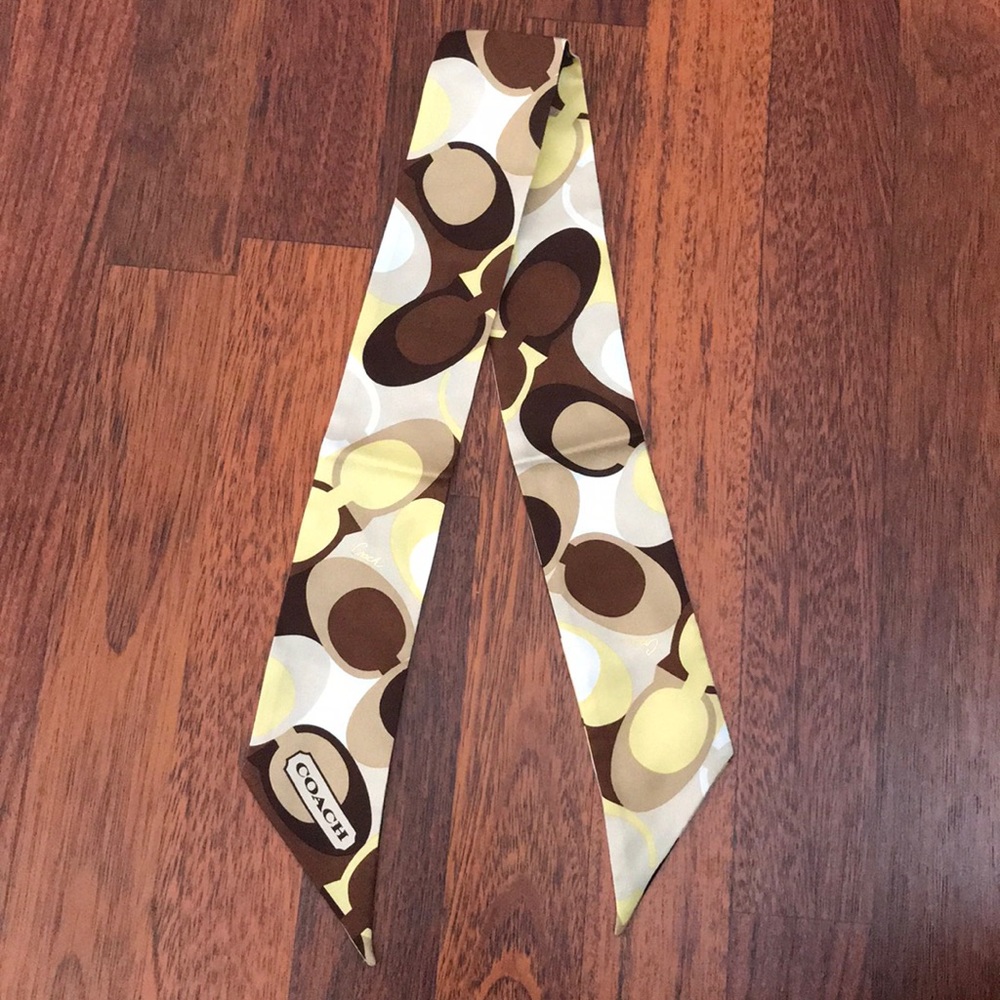 ❌SOLD❌NWOT Coach hair/bag scarf